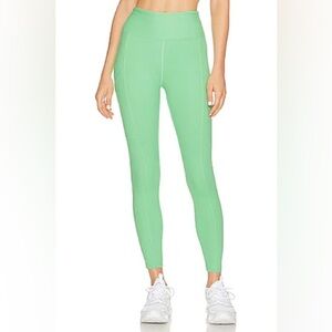 Like New - FP Movment High Waisted 7/8” Good Karma Leggings - size xs/s